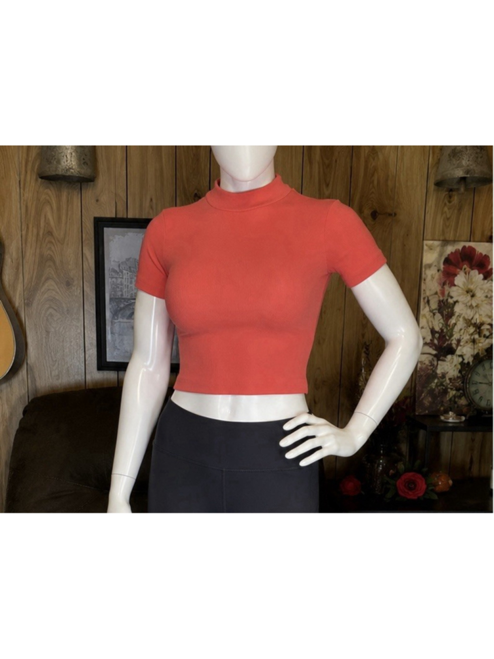 Chelsea and Violet Red Ribbed Mock Neck Crop Top - Size M/L